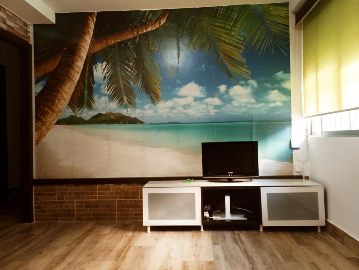 Precioso apartamento 3 habitaciones. Con patio. Camas Exterior foto