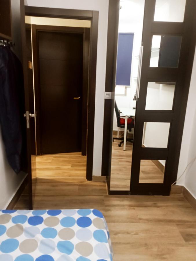 Precioso apartamento 3 habitaciones. Con patio. Camas Exterior foto